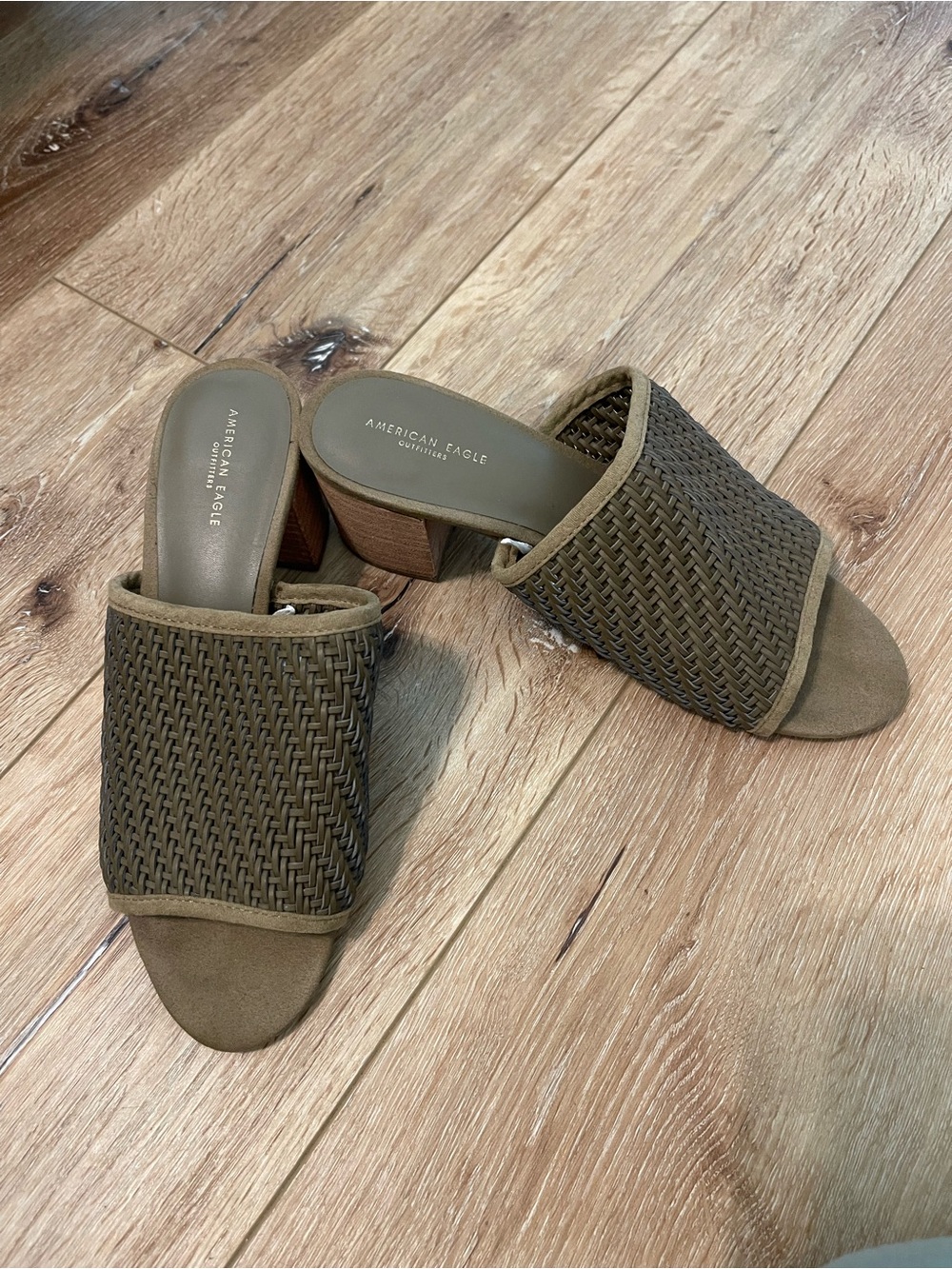 American Eagle Outfitters Olive Woven Slide Sandals